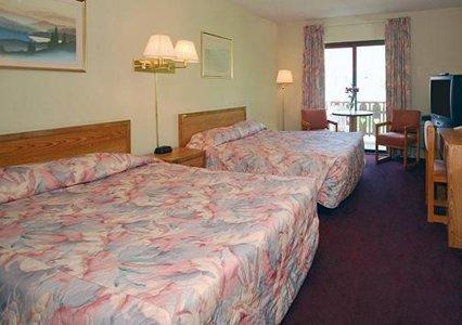 Carriage House Motor Inn Lake Placid Exterior photo